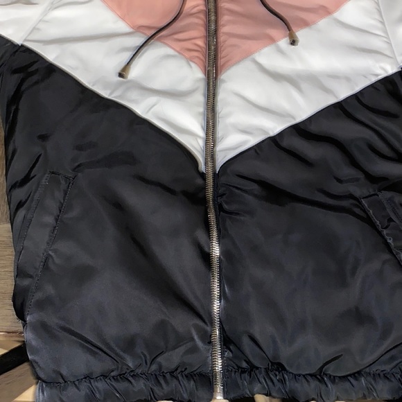 Ambiance outwear jacket - Picture 2 of 7